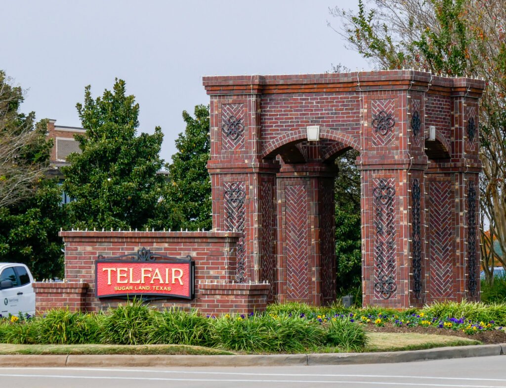 Telfair entrance sign on University Boulevard in Sugar Land, Texas